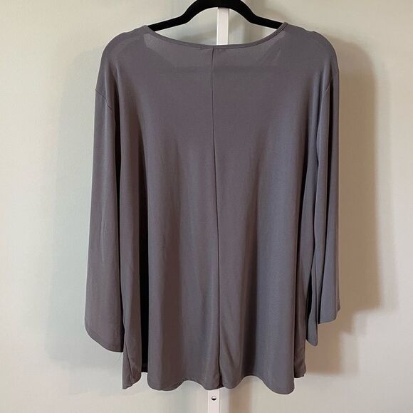Cato Gray Crisscross Top With Oversized Sleeves - Picture 4 of 4